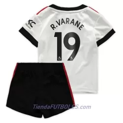 Conjunto Manchester United R. Varane 19 Niño Segunda 2022/23 Conjunto Manchester United R. Varane 19 Niño Segunda 2022/23