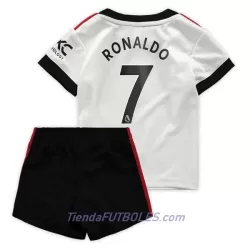 Conjunto Manchester United Ronaldo 7 Niño Segunda 2022/23 Conjunto Manchester United Ronaldo 7 Niño Segunda 2022/23