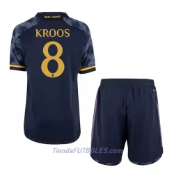 Conjunto Real Madrid Kroos 8 Niño Segunda 23/24 Conjunto Real Madrid Kroos 8 Niño Segunda 23/24