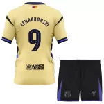 Conjunto FC Barcelona x Kobe Bryant Lewandowski 9 Niño Segunda 25/26