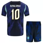 Conjunto Brasil Ronaldinho 10 Niño Segunda Mundial 2026