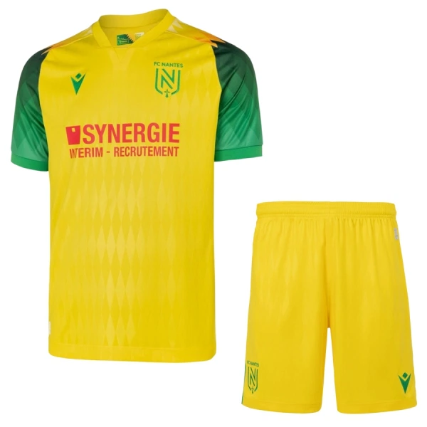 Conjunto FC Nantes Niño Primera 26/27 Conjunto FC Nantes Niño Primera 26/27