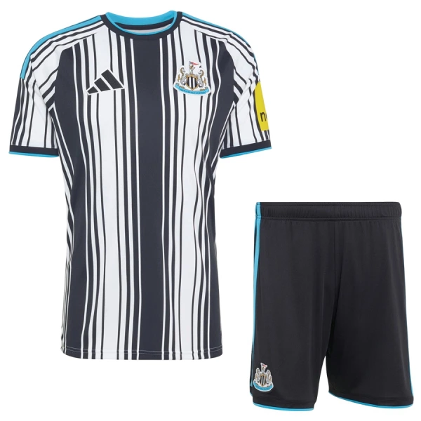 Conjunto Newcastle United Niño Primera 26/27 Conjunto Newcastle United Niño Primera 26/27