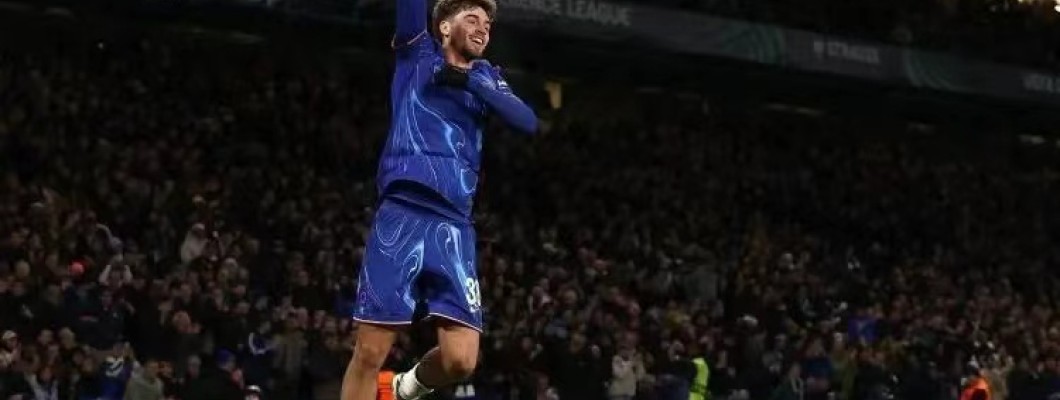 El ascenso del Chelsea, el caballo oscuro, con la incorporación de nuevos jugadores al comienzo de la temporada El ascenso del Chelsea, el caballo oscuro, con la incorporación de nuevos jugadores al comienzo de la temporada