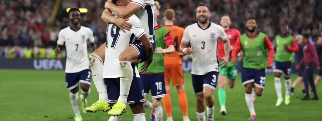 En la lucha por el campeonato de la Copa de Europa, la fuerza determina el éxito final En la lucha por el campeonato de la Copa de Europa, la fuerza determina el éxito final