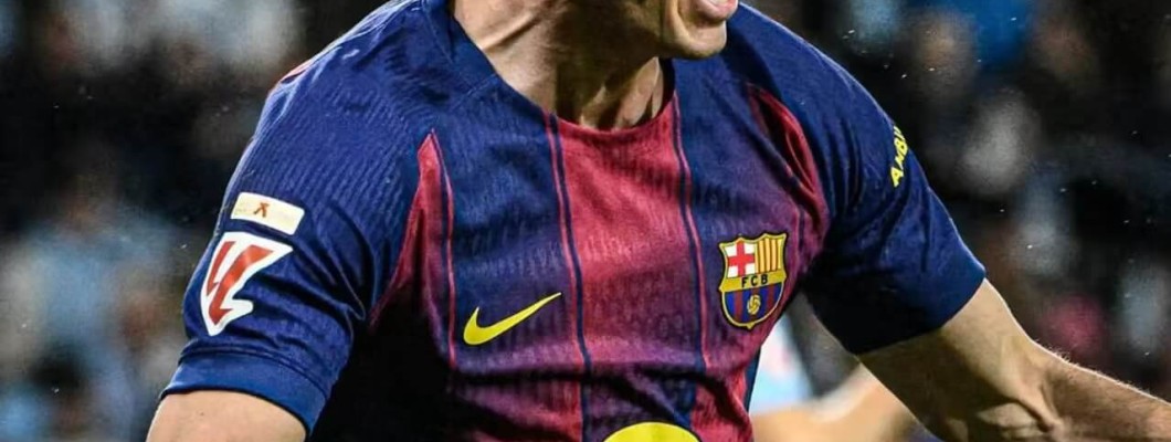 Lewandowski, de 37 años, regresa con un triplete; la leyenda continúa, pero el futuro es incierto. Lewandowski, de 37 años, regresa con un triplete; la leyenda continúa, pero el futuro es incierto.