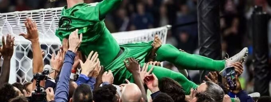 Una Victoria Decisiva: El Guion Definitivo Tras la Camiseta del PSG Una Victoria Decisiva: El Guion Definitivo Tras la Camiseta del PSG