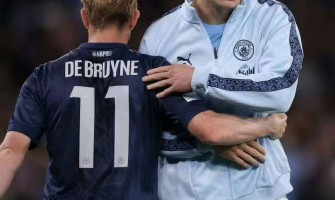 De Bruyne representa al Napoli contra su antiguo club, el Manchester City. De Bruyne representa al Napoli contra su antiguo club, el Manchester City.