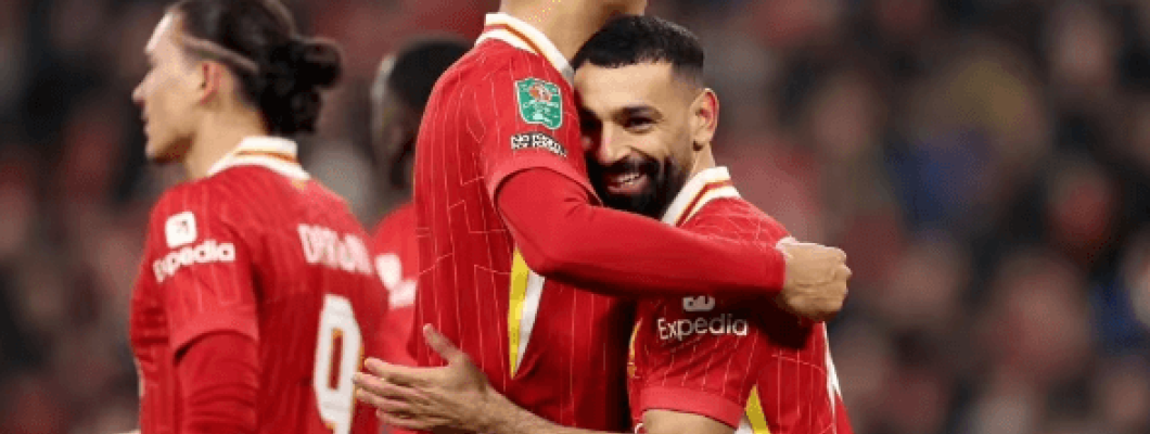 El Liverpool renueva los contratos de Salah y Van Dijk para afrontar los retos de la nueva temporada El Liverpool renueva los contratos de Salah y Van Dijk para afrontar los retos de la nueva temporada