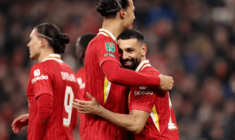 El Liverpool renueva los contratos de Salah y Van Dijk para afrontar los retos de la nueva temporada El Liverpool renueva los contratos de Salah y Van Dijk para afrontar los retos de la nueva temporada