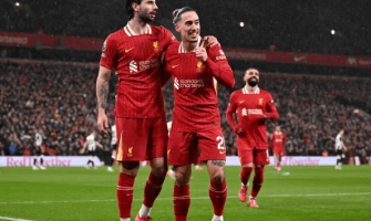 El Liverpool venció 2-0 al Newcastle en casa y la situación del campeonato es clara El Liverpool venció 2-0 al Newcastle en casa y la situación del campeonato es clara