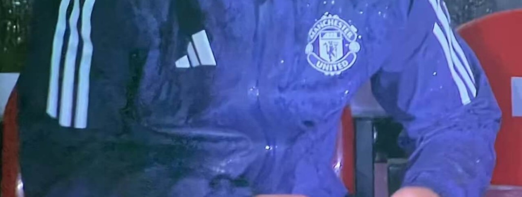 El Manchester United sufrió una impactante derrota por 13-14 ante el Grimsby, equipo de la League Two, en la Copa de la Liga.