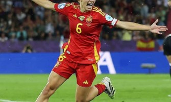 La trayectoria futbolística de la heroína Aitana Bombati La trayectoria futbolística de la heroína Aitana Bombati