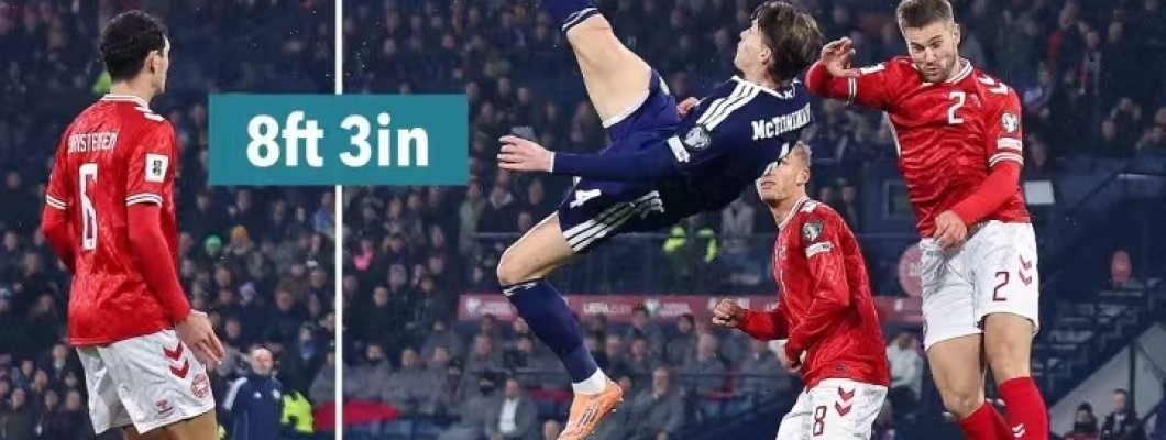 Dos goles espectaculares en el tiempo de descuento llevaron a Escocia a una remontada de 4-2 ante Dinamarca. Dos goles espectaculares en el tiempo de descuento llevaron a Escocia a una remontada de 4-2 ante Dinamarca.